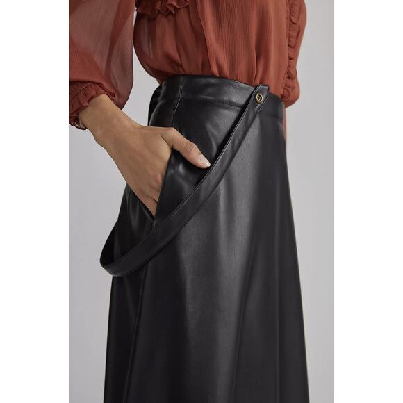 NWT Anthropologie Black Faux Leather Pinafore Skirt - Size 8 - Picture 7 of 10